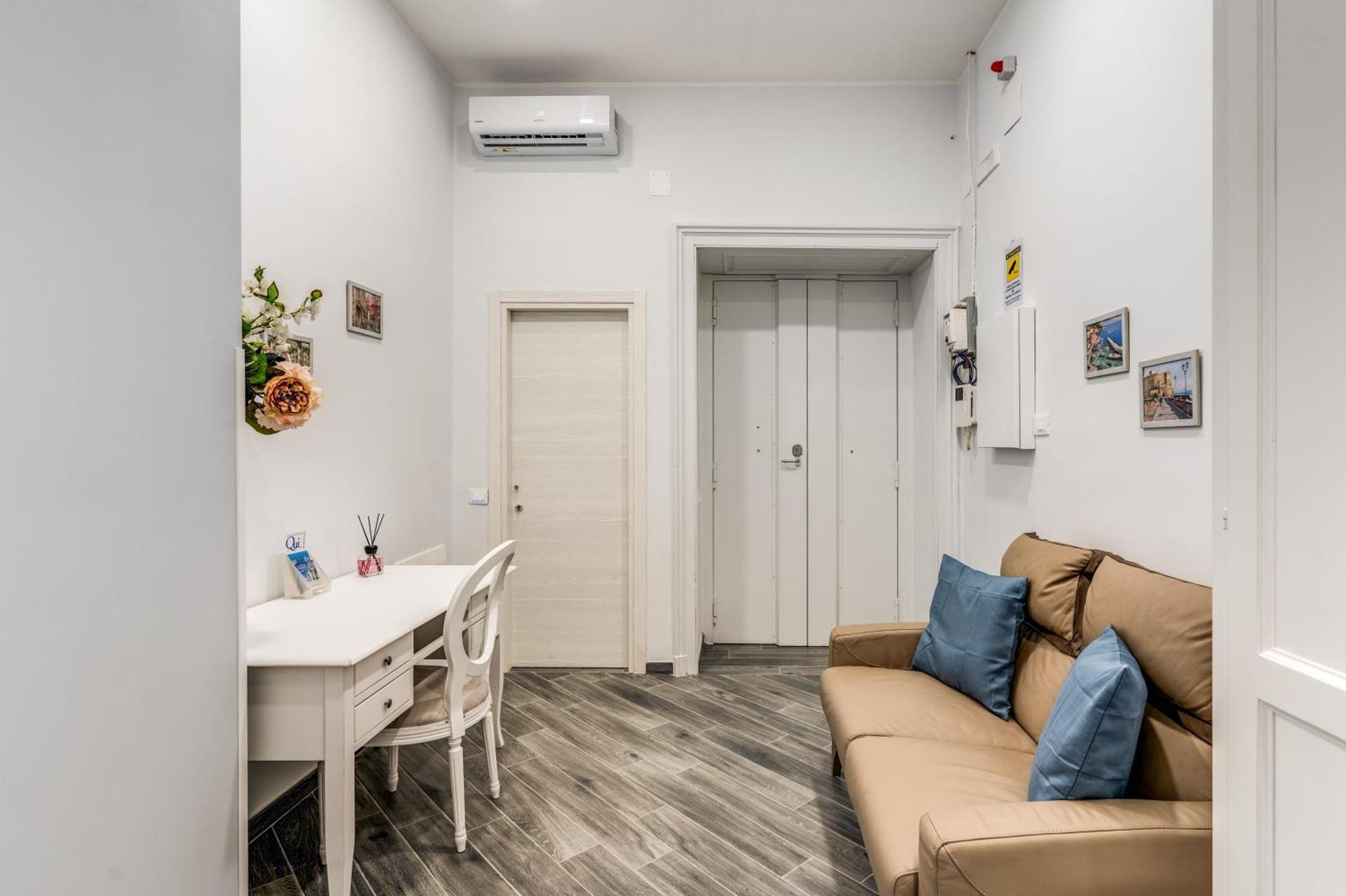 Agora Borsa Hotel Naples Exterior photo
