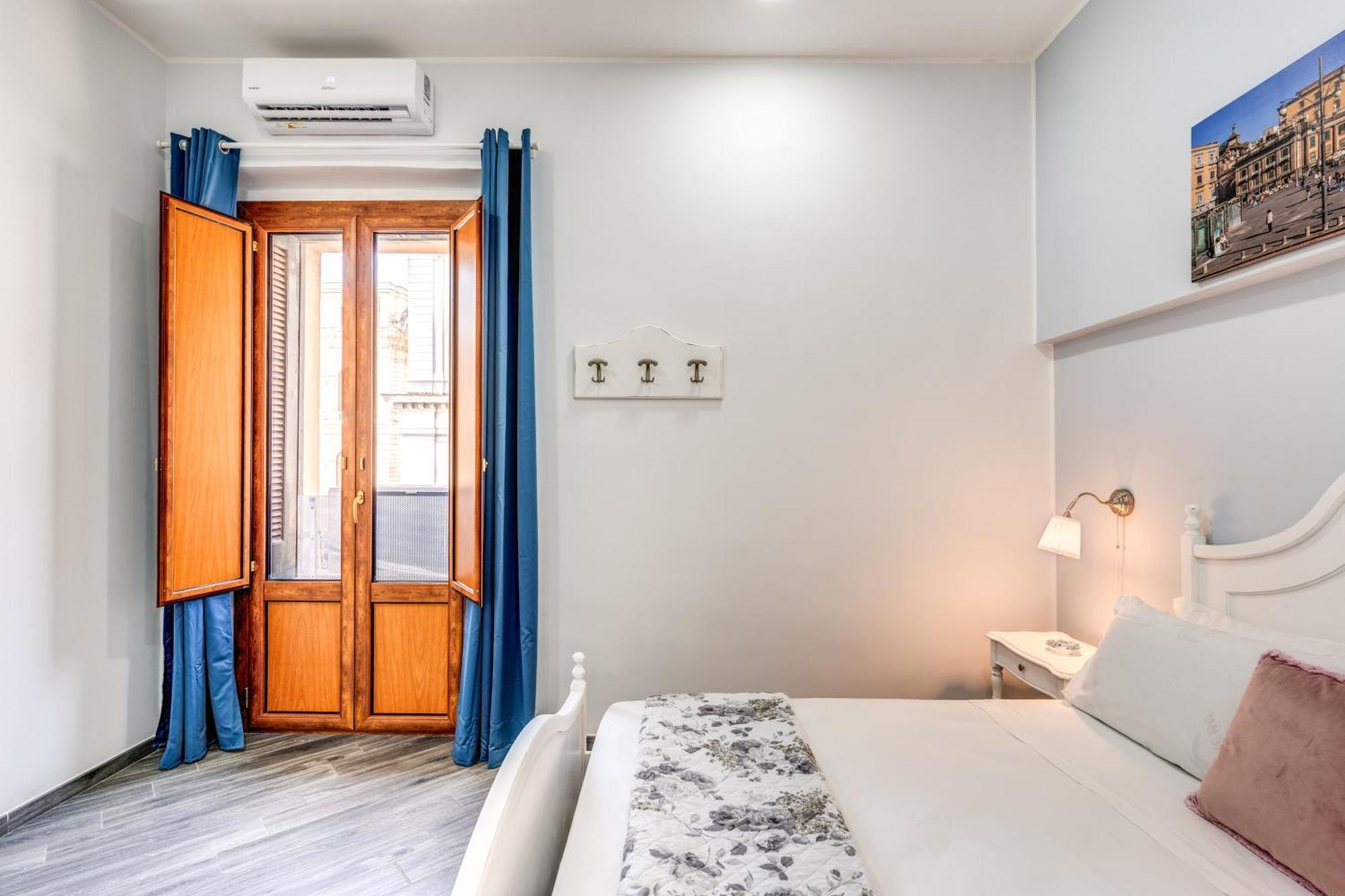 Agora Borsa Hotel Naples Exterior photo